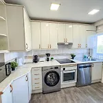 Velasco Urban - Turistea Casa de hóspedes