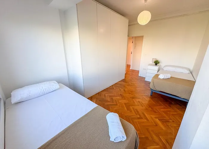 Velasco Urban - Turistea Huesca